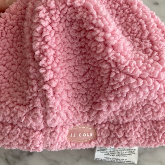 Hat 🌸 - Picture 2 of 2